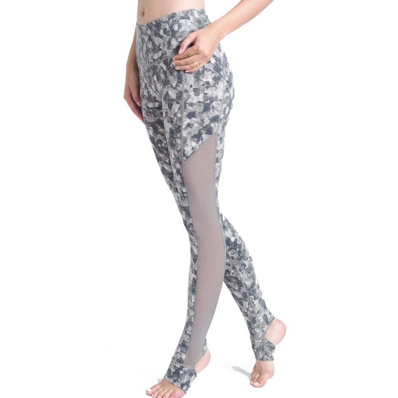 Surprise_Dlight Pants - 🍍🍍Showstopper Yoga Athletic Legging Neutral Camo